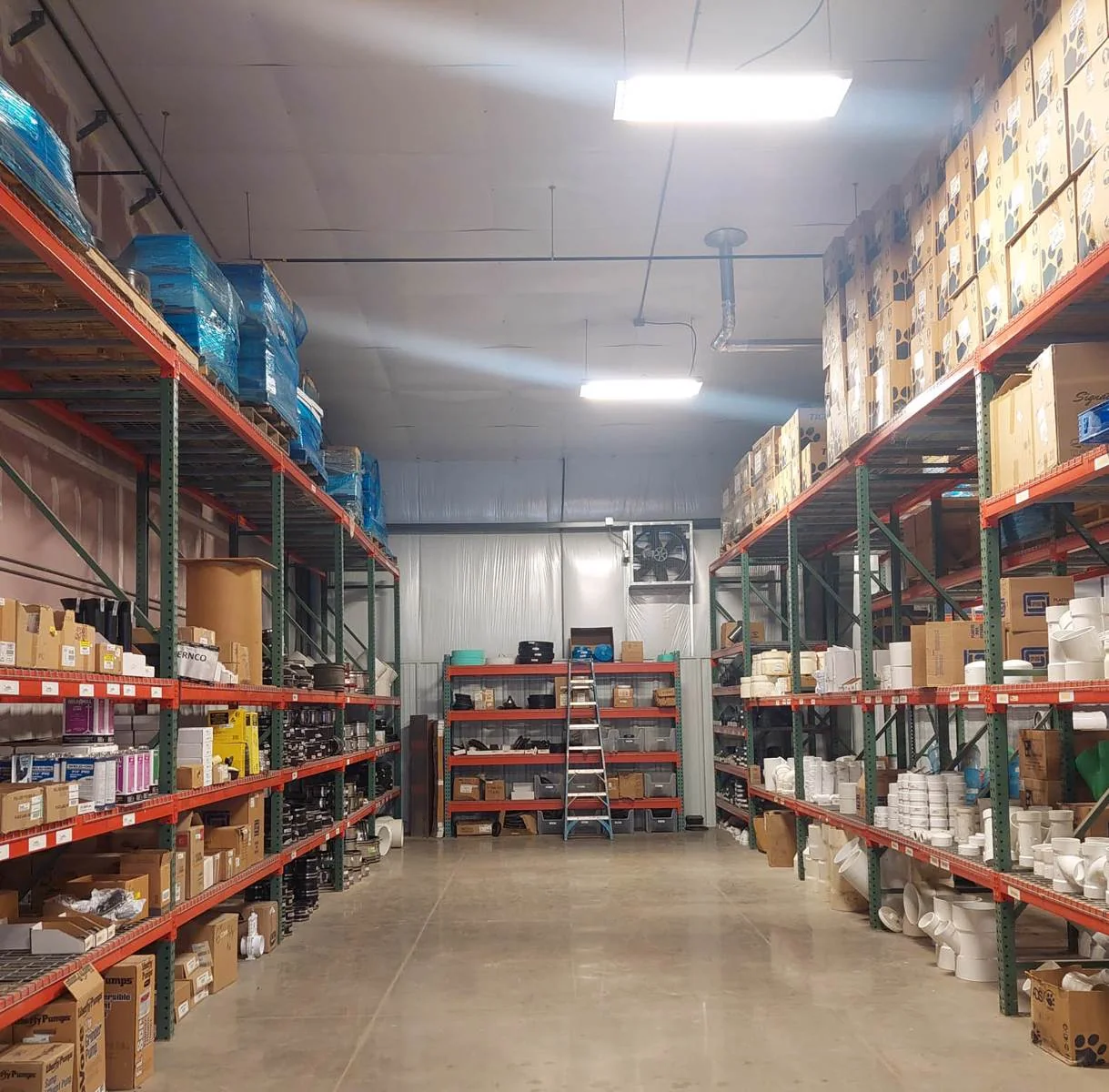 Warehouse and Outdoor Storage For Sale — Sale in Fremont, NE, photo 7 of 8