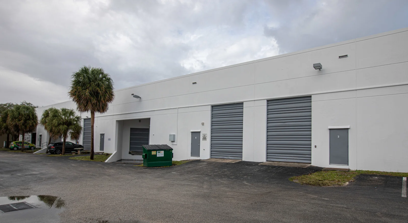 Fort Lauderdale Commerce Center — Lease in Fort Lauderdale, FL, photo 5 of 6