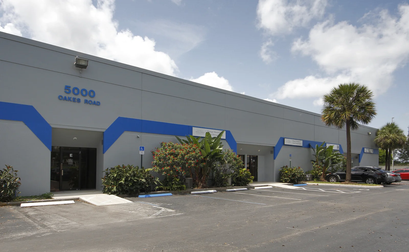 Flex Space with FL Turnpike Frontage