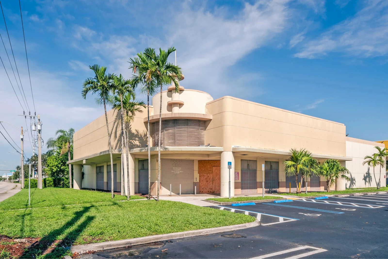 Retail in Miami, FL