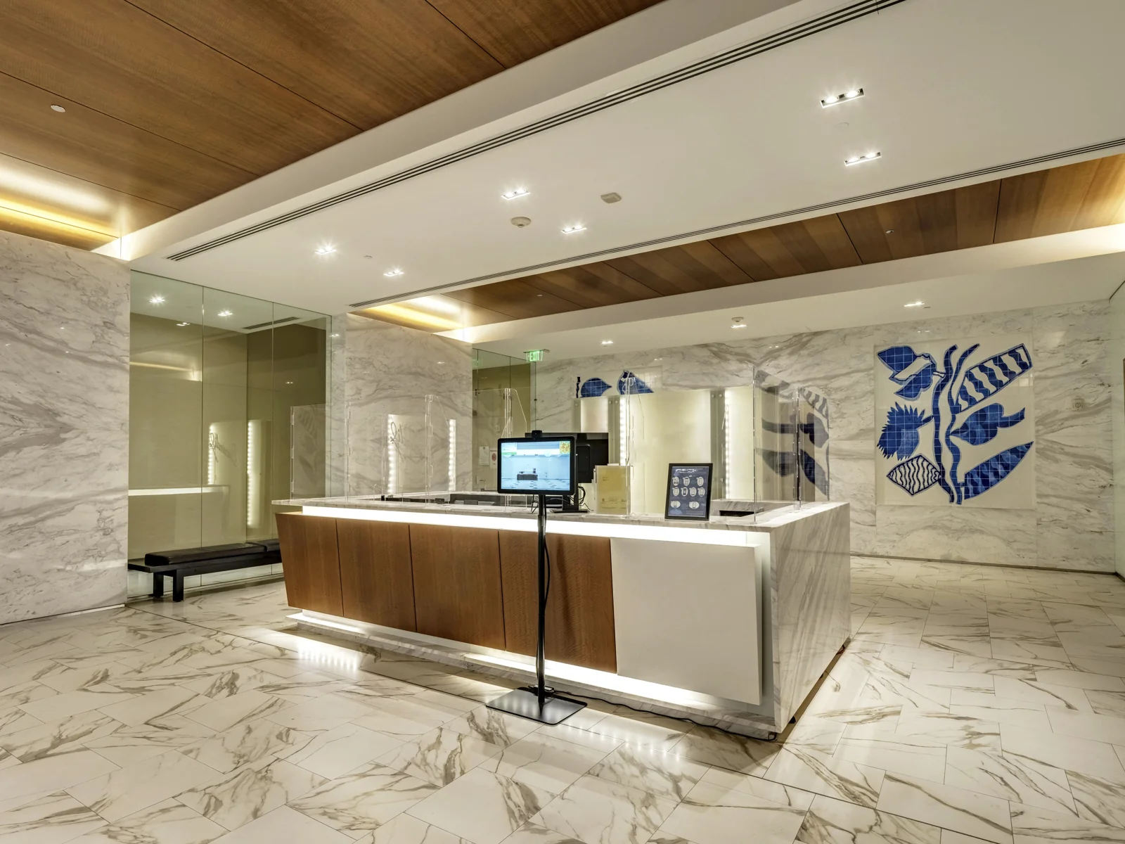City National Financial Center — Lease in Coral Gables, FL, photo 3 of 8