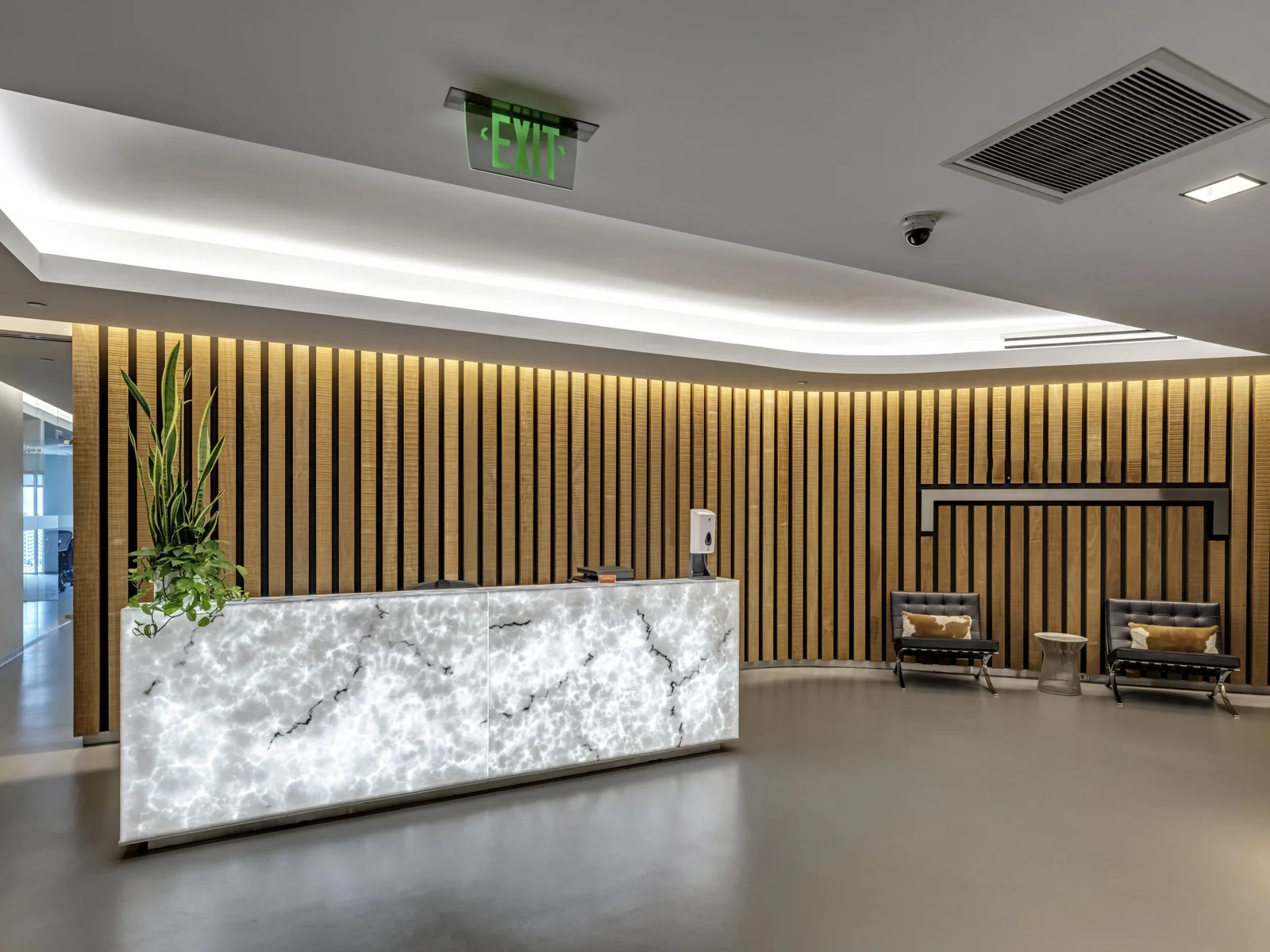 City National Financial Center — Lease in Coral Gables, FL, photo 5 of 8