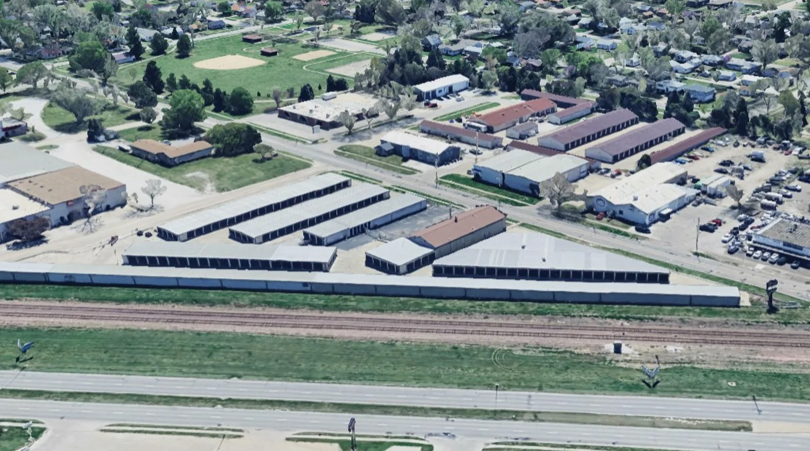 Eagle's Nest Self Storage - 405 SELF-STORAGE UNITS — Sale in Lincoln, NE, photo 2 of 8