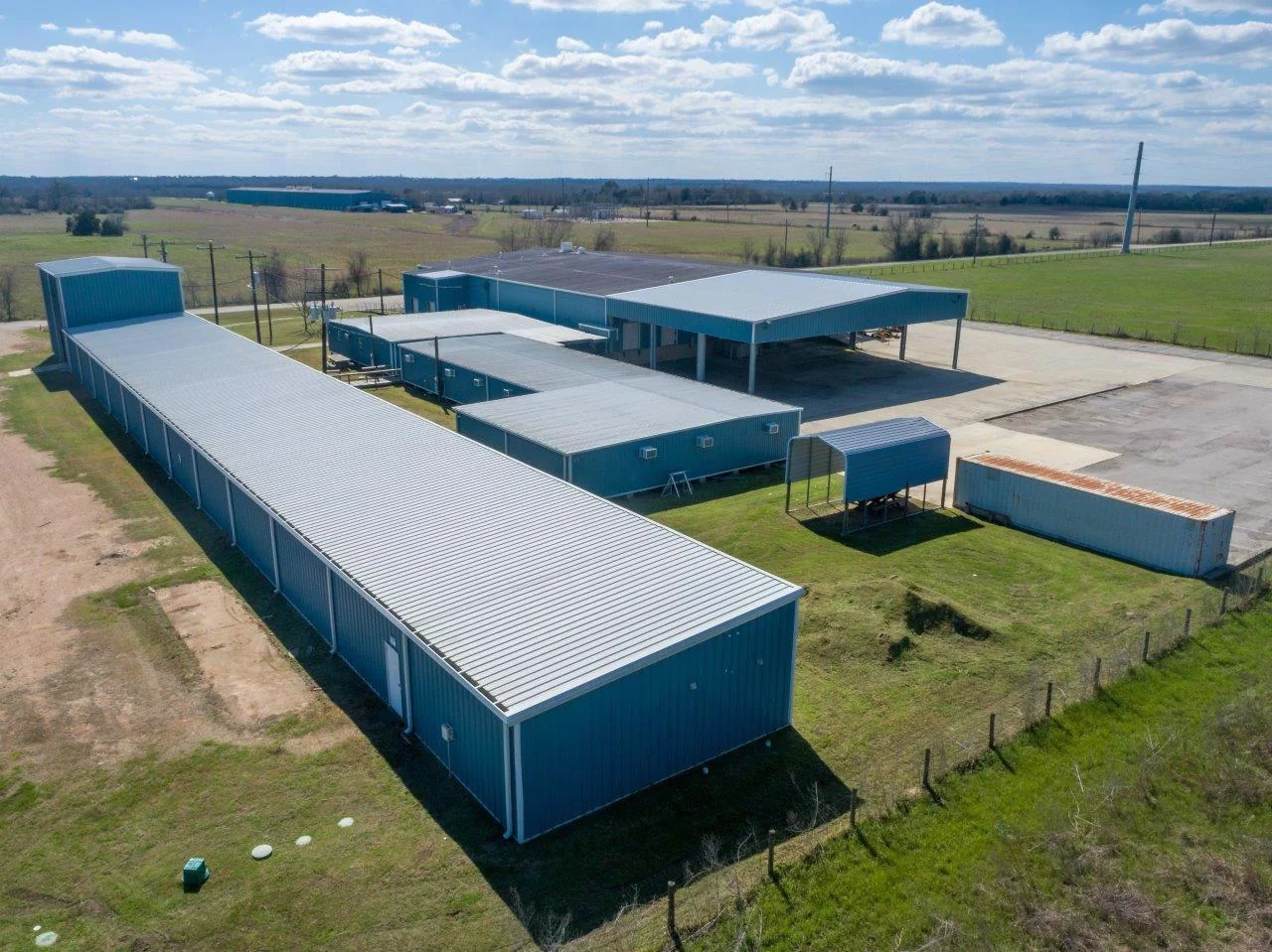 FlexIndustrial in Bellville, TX — Sale in Bellville, TX, photo 2 of 2