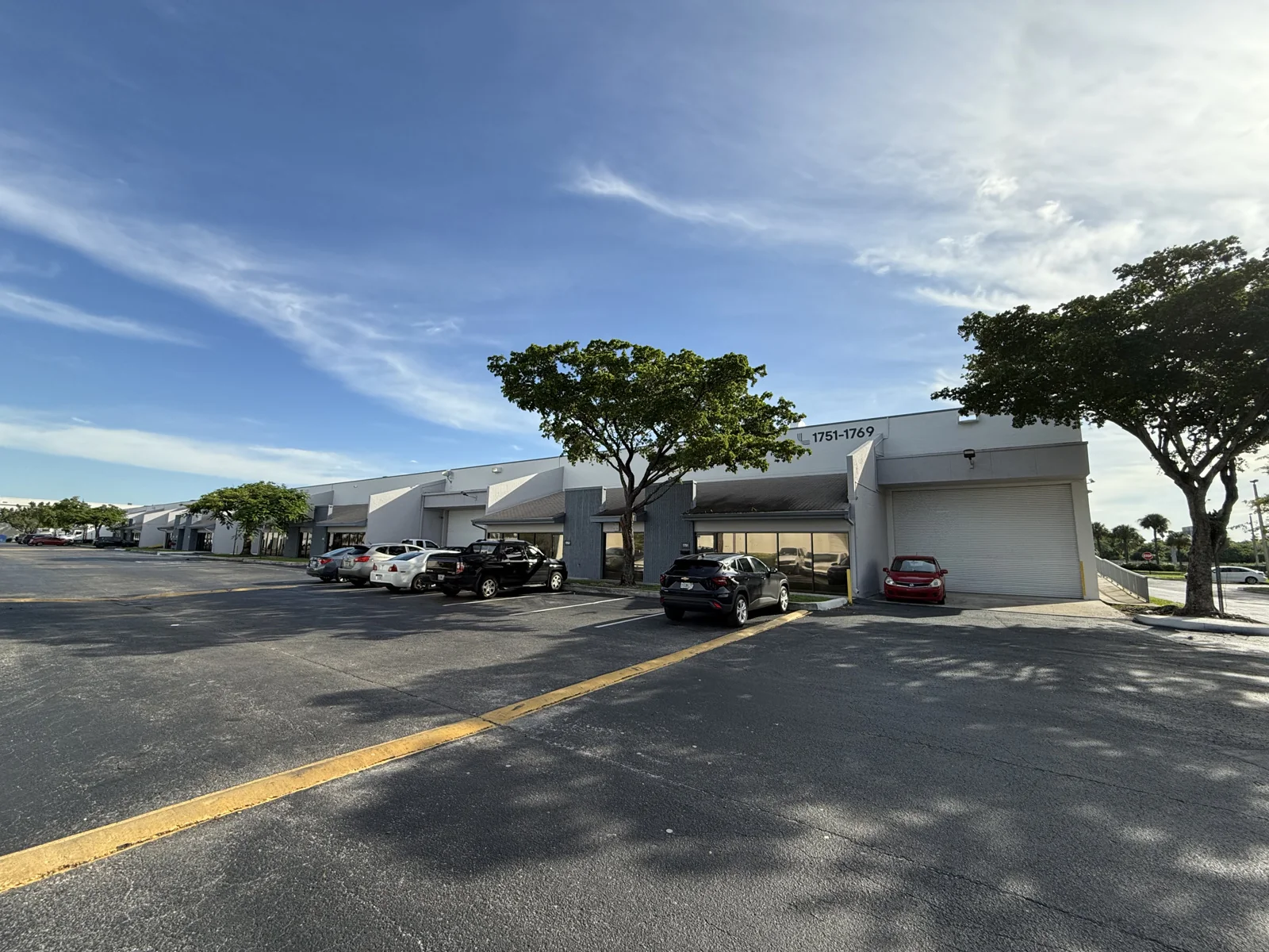 Miami International Commerce Center — Lease in Doral, FL, photo 2 of 2