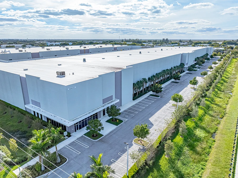 Osprey Logistics Park — Lease in Coral Springs, FL, photo 1 of 8