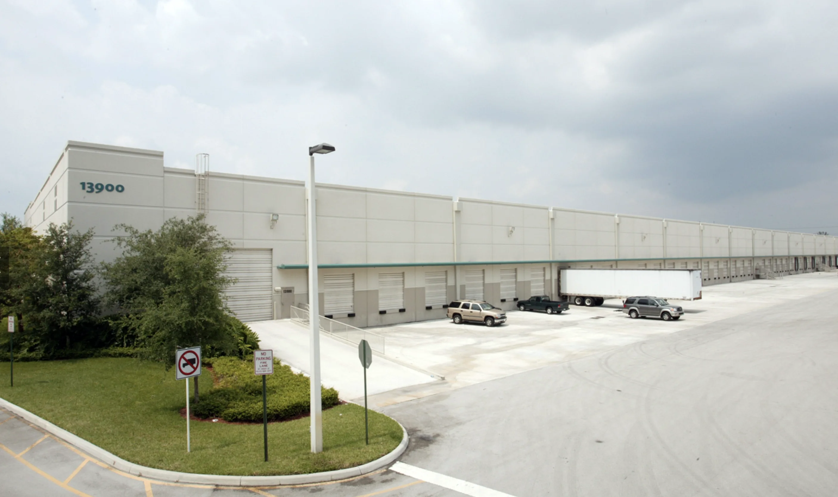 Marina West Business Center - Building A — Lease in Sunrise, FL, photo 2 of 2