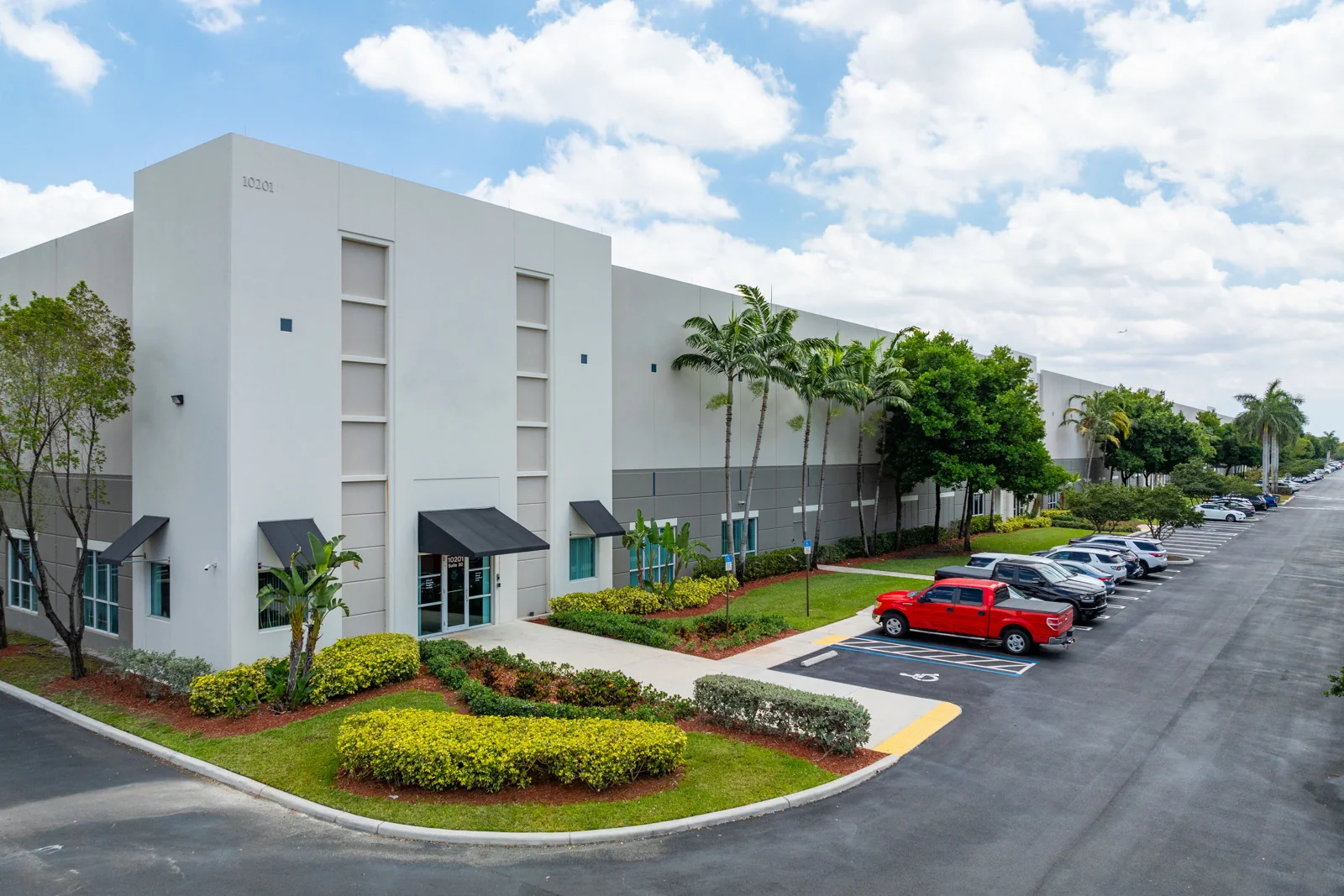 Flagler Station II, Building 30 - industrial in Miami, FL