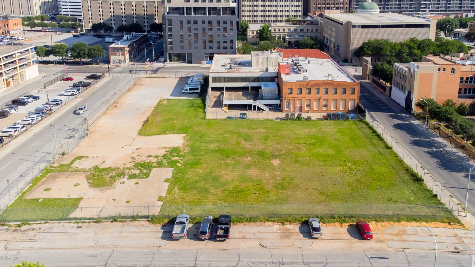 Land in Dallas, TX — Sale in Dallas, TX, photo 3 of 4