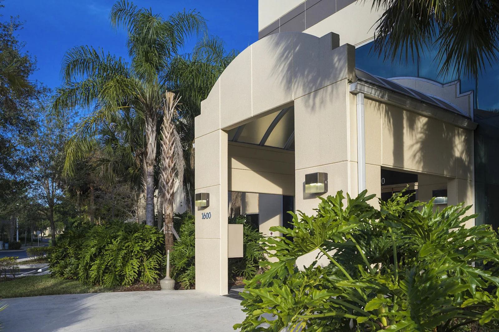 Weston Park Commerce — Lease in Weston, FL, photo 5 of 8