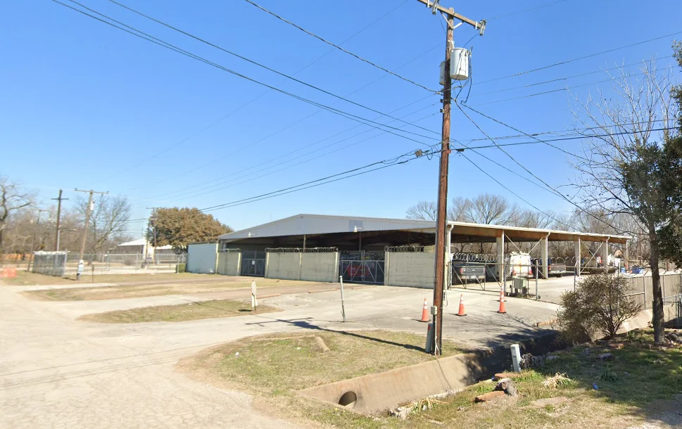Office in Lancaster, TX — Sale in Lancaster, TX, photo 1 of 1