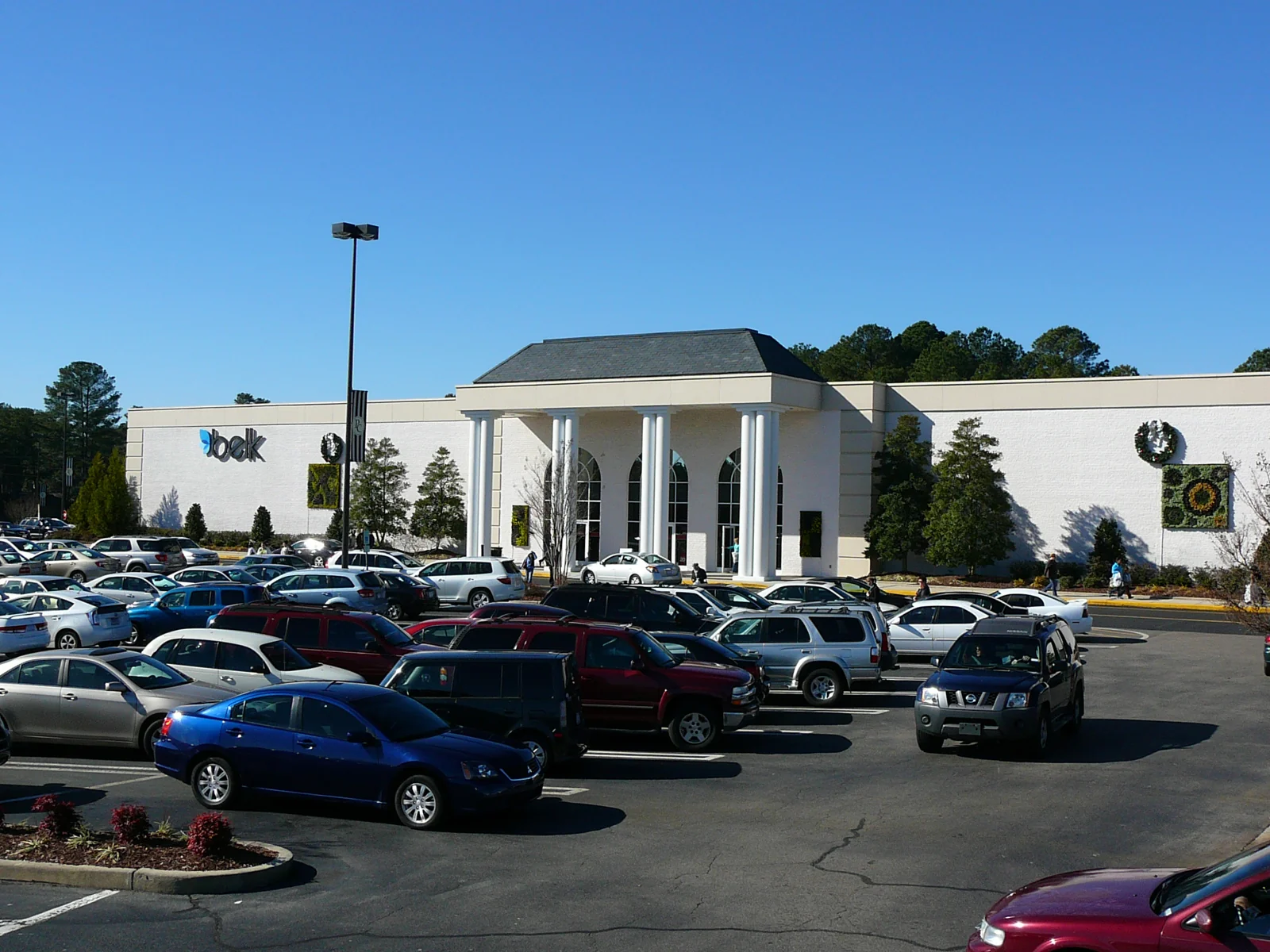 Pinecrest Plaza - photo 2 - Southern Pines, NC