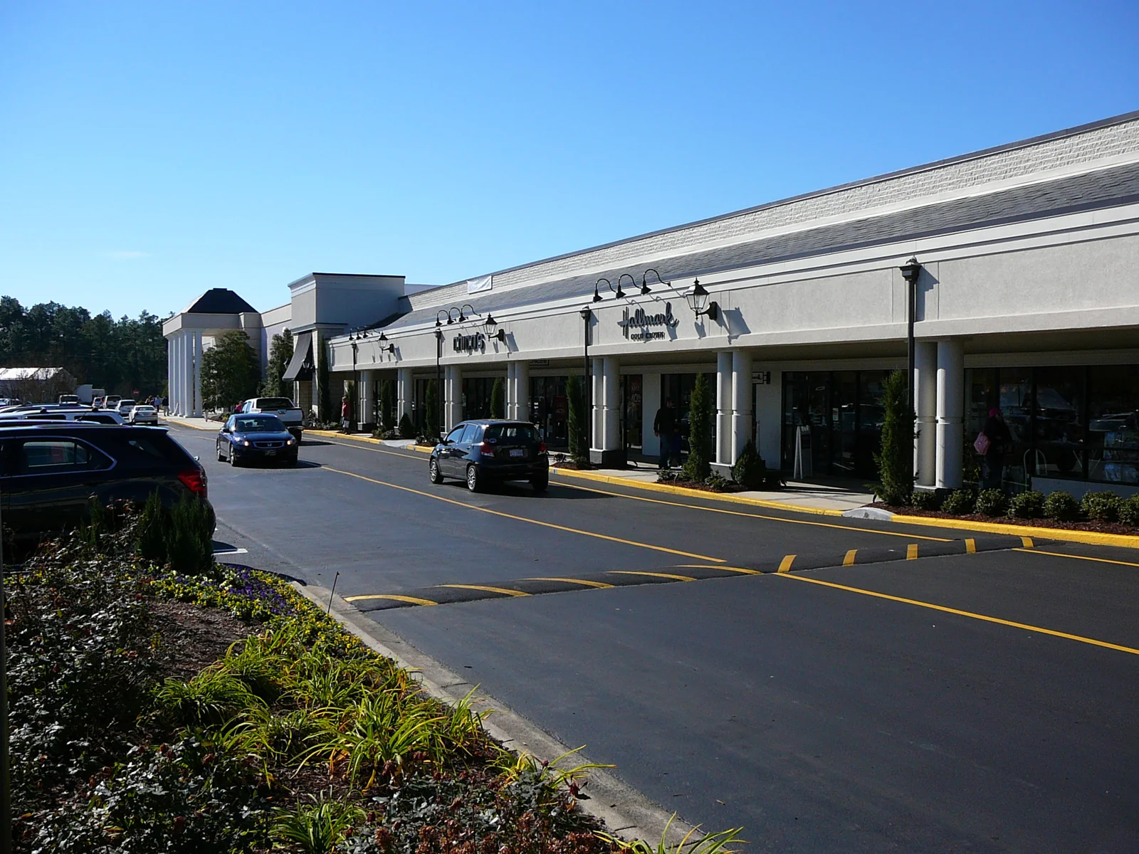 Pinecrest Plaza - photo 3 - Southern Pines, NC