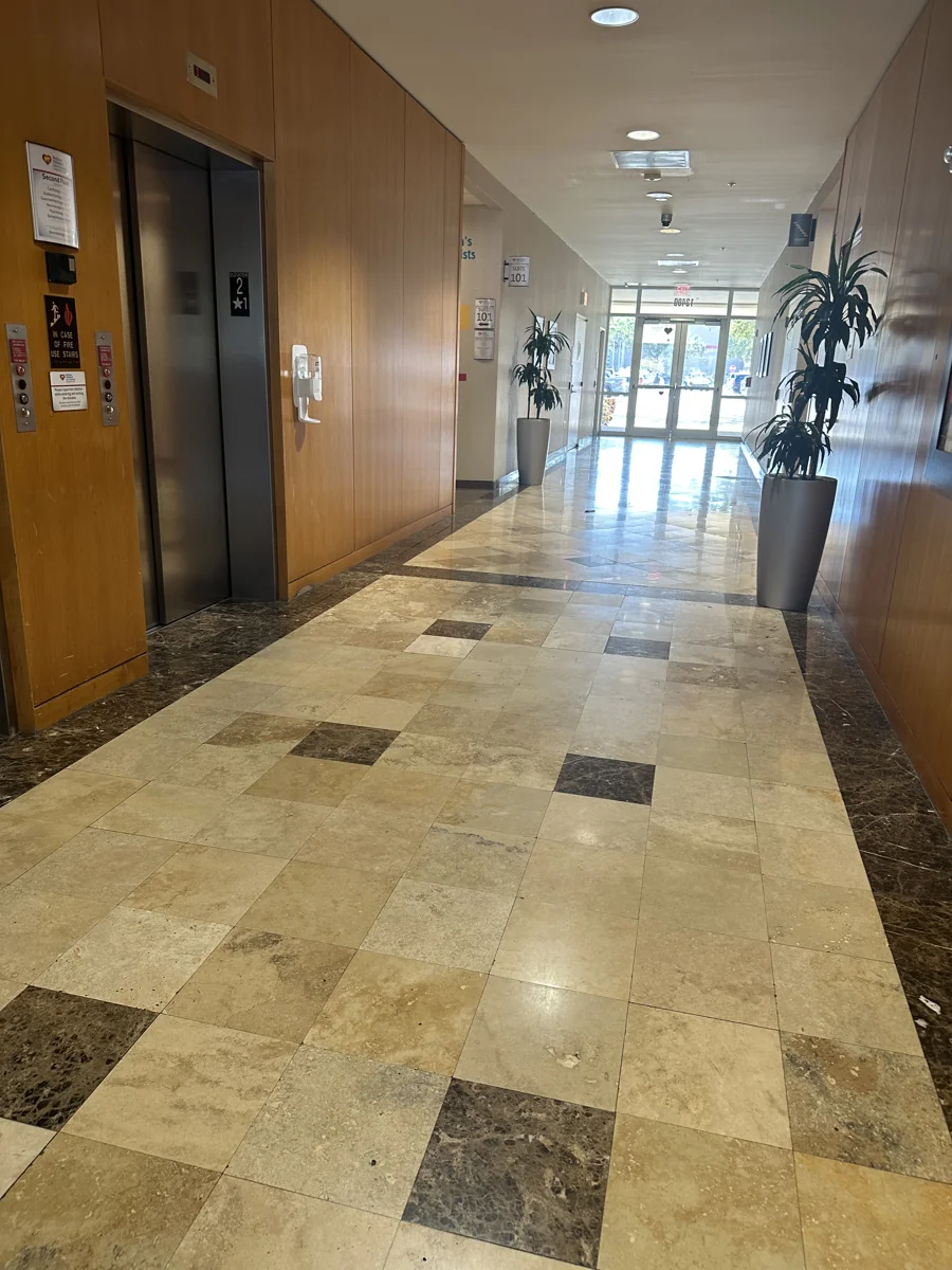 London Square - Medical Office Building - photo 3 - Miami, FL