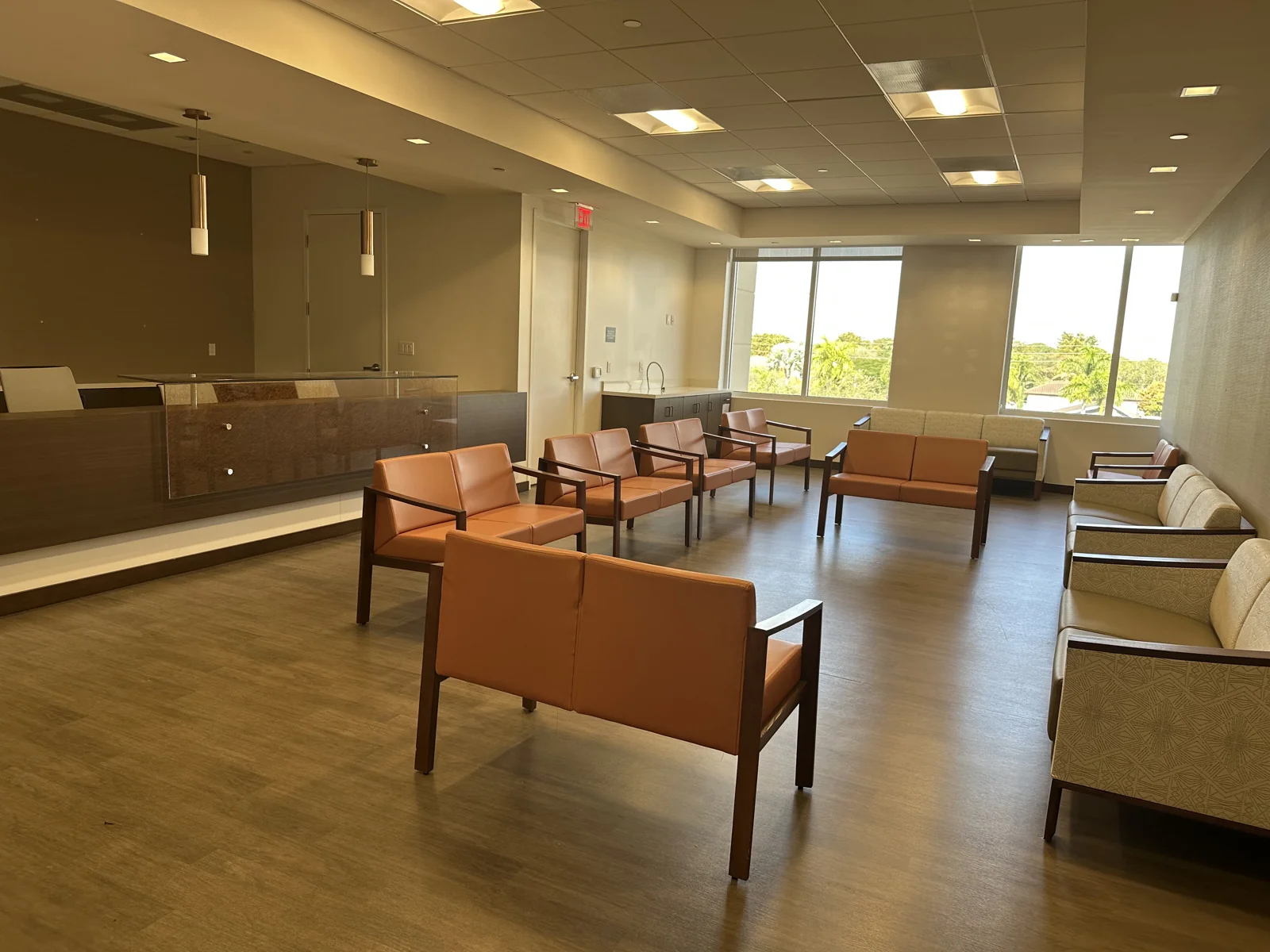 London Square - Medical Office Building - photo 5 - Miami, FL