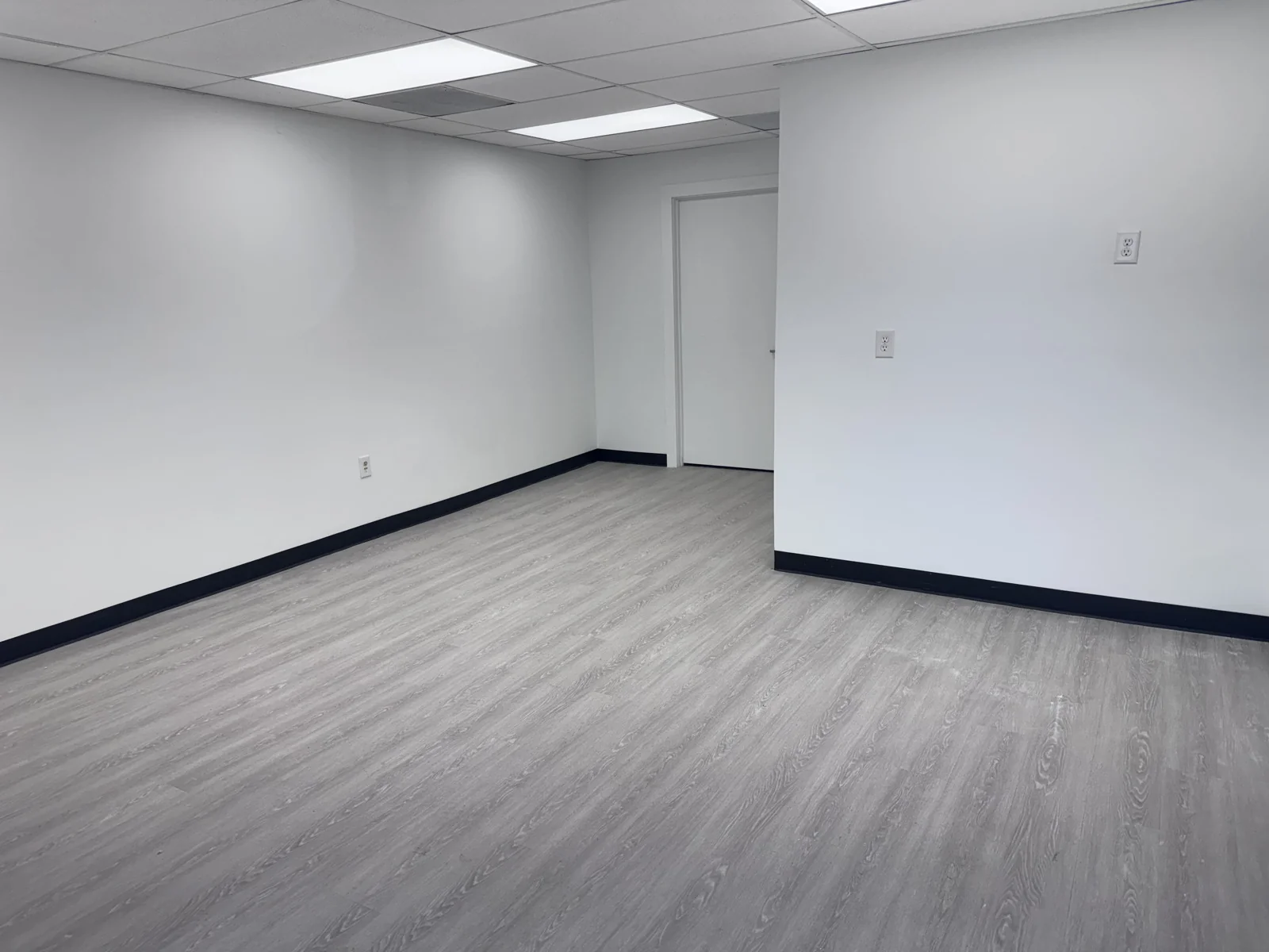 Portside | 488-501 La Mesa Road — Lease in Mount Pleasant, SC, photo 5 of 8