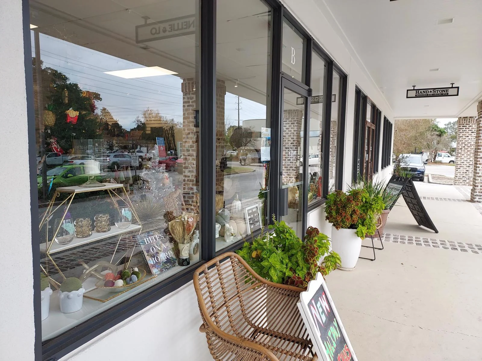 Northcutt Plaza - photo 3 - Mount Pleasant, SC
