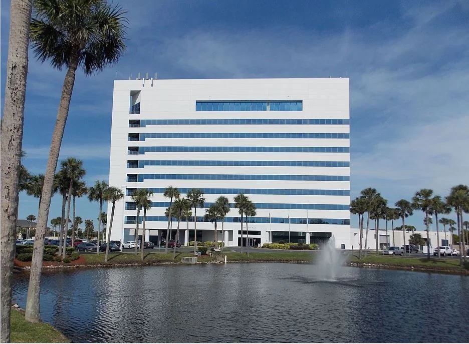 Rialto Place Office Tower — Lease in Melbourne, FL, photo 1 of 7