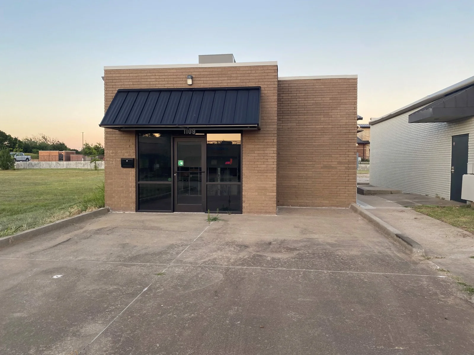 1101 W 15th St | Edmond, OK 73013 — Sale in Edmond, OK, photo 2 of 6
