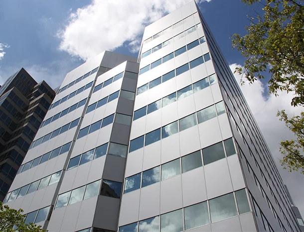301 N Elm
