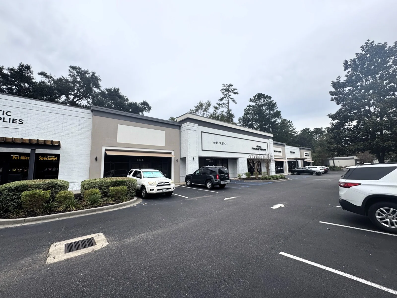 440 Old Trolley Rd — Lease in Summerville, SC, photo 1 of 2