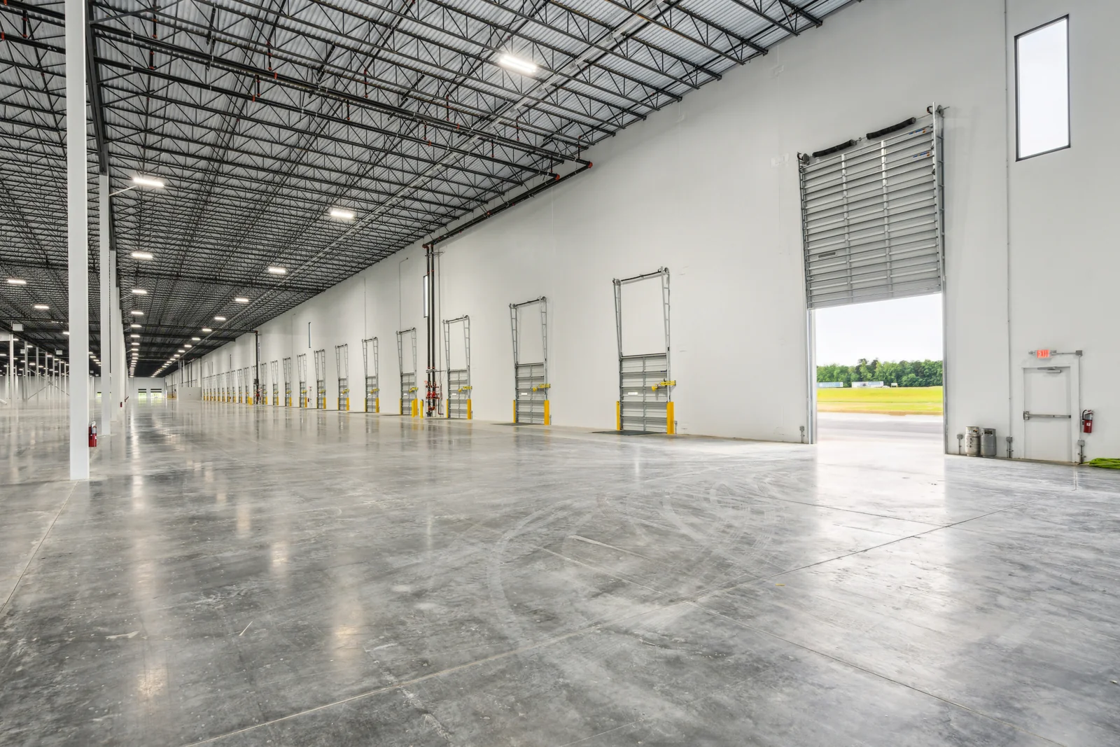 Coastal Crossroads | Building 3 — Lease in Summerville, SC, photo 3 of 8