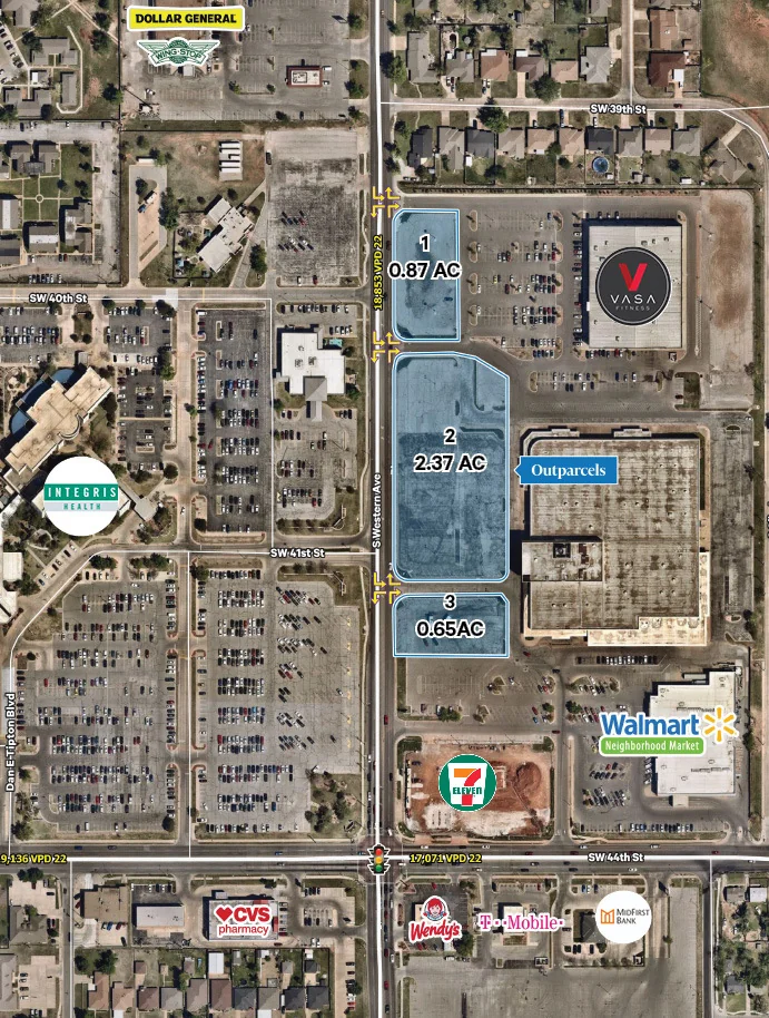 Retail in Oklahoma City, OK — Sale in Oklahoma City, OK, photo 1 of 2