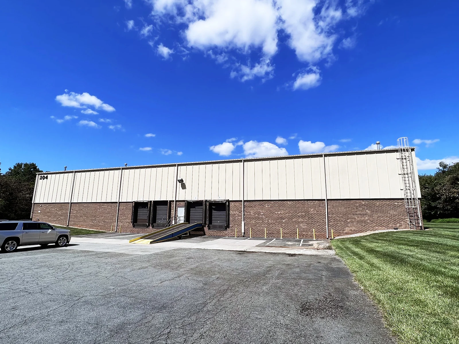 204 N. Chimney Rock Road — Lease in Greensboro, NC, photo 1 of 1
