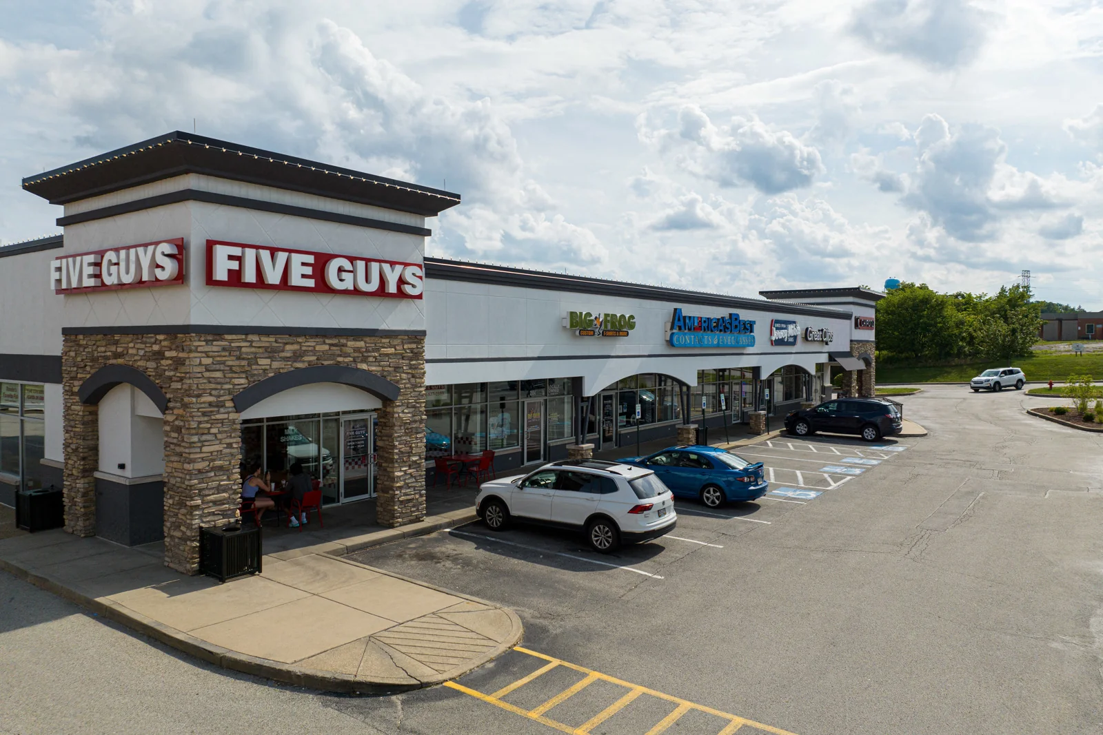 Lincoln Place — Lease in Greensburg, PA, photo 2 of 2
