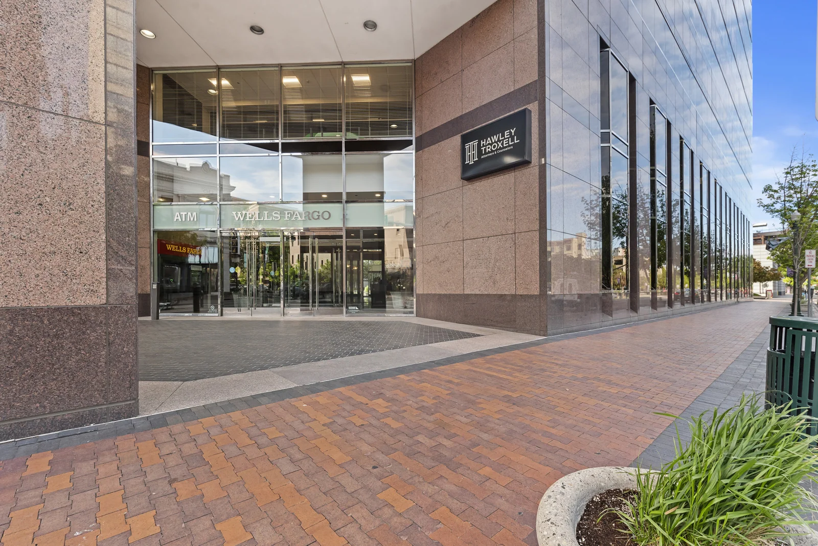 Wells Fargo Center — Lease in Boise, ID, photo 4 of 8