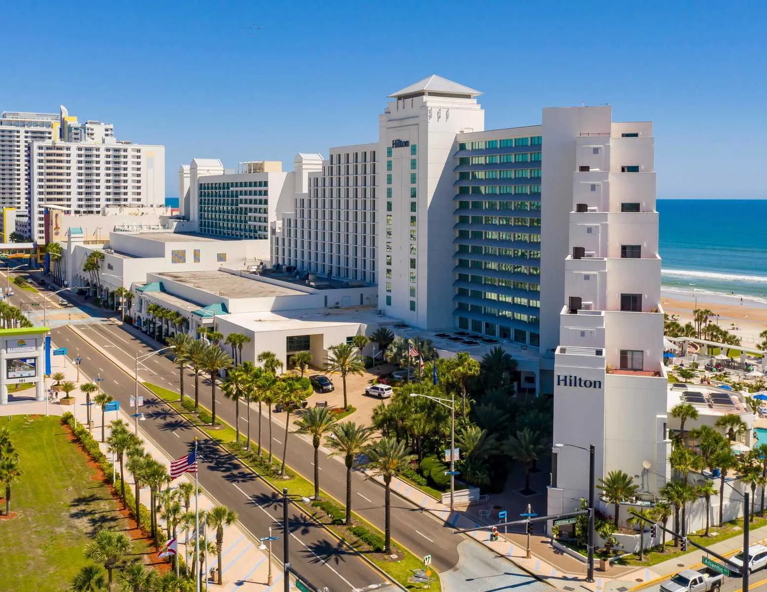 Hilton Daytona Beach Oceanfront Resort — Lease in Daytona Beach, FL, photo 1 of 6