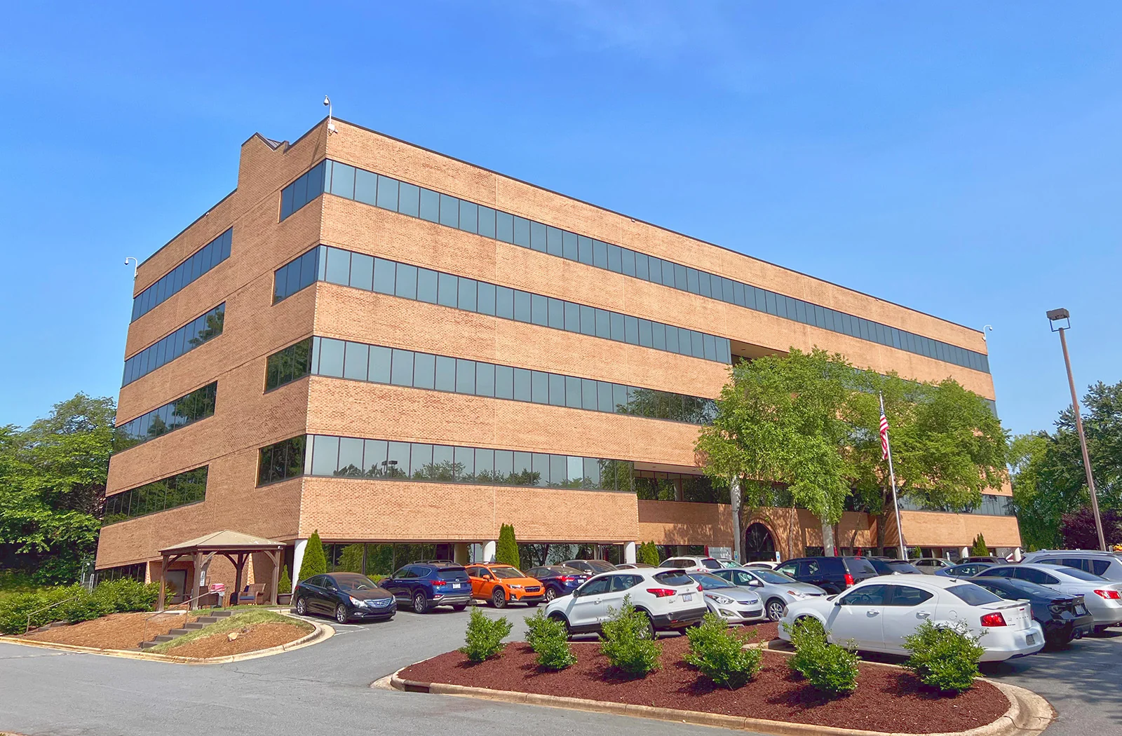 799 Hanes Mall Boulevard — Lease in Winston-Salem, NC, photo 1 of 1