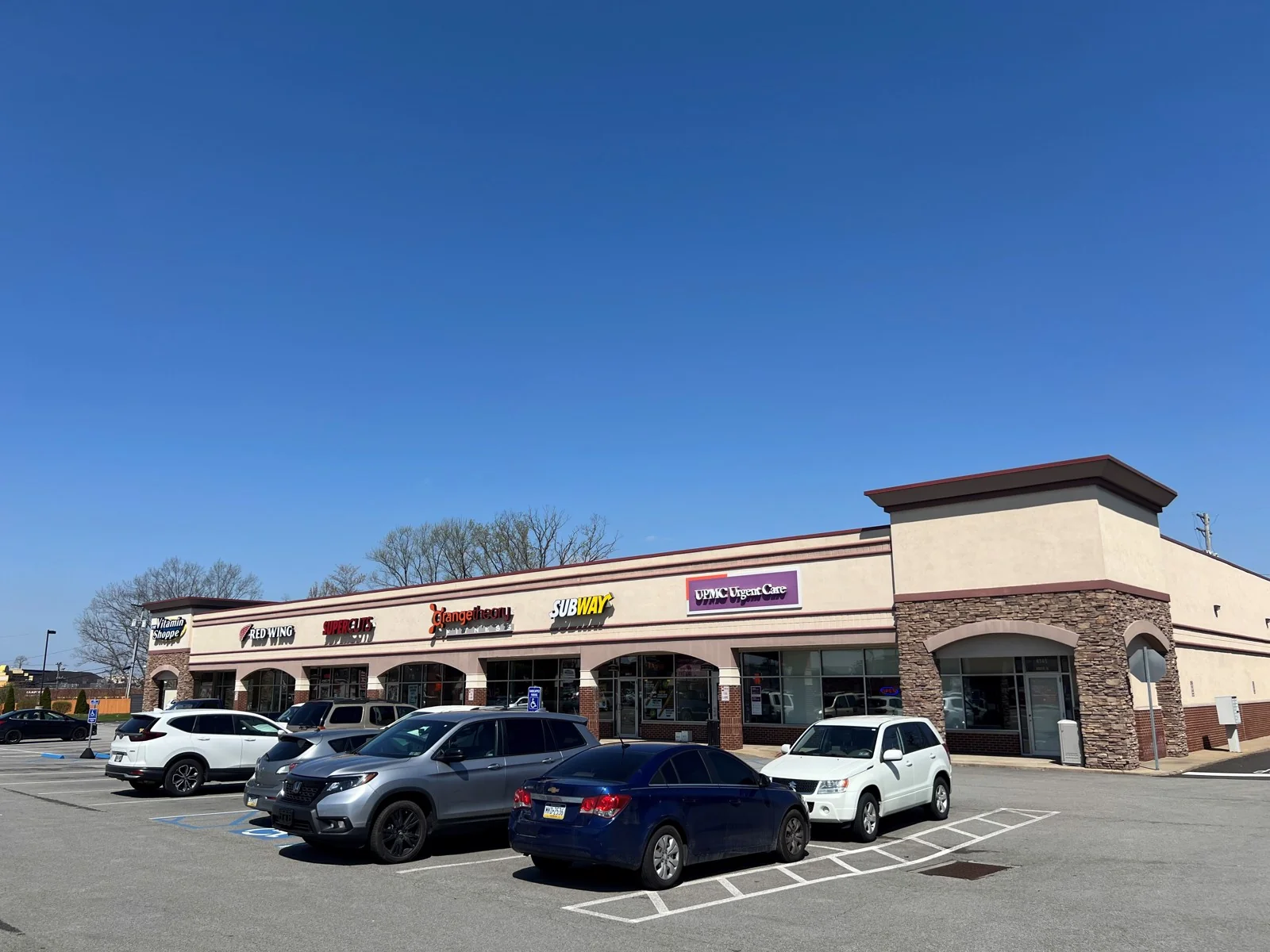 Penn Place — Lease in Monroeville, PA, photo 2 of 2