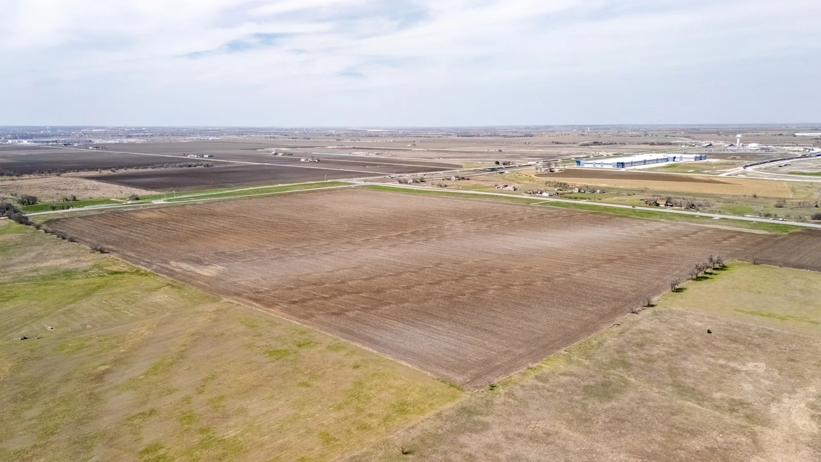Property in Unknown, XX - photo 2 - Taylor, TX