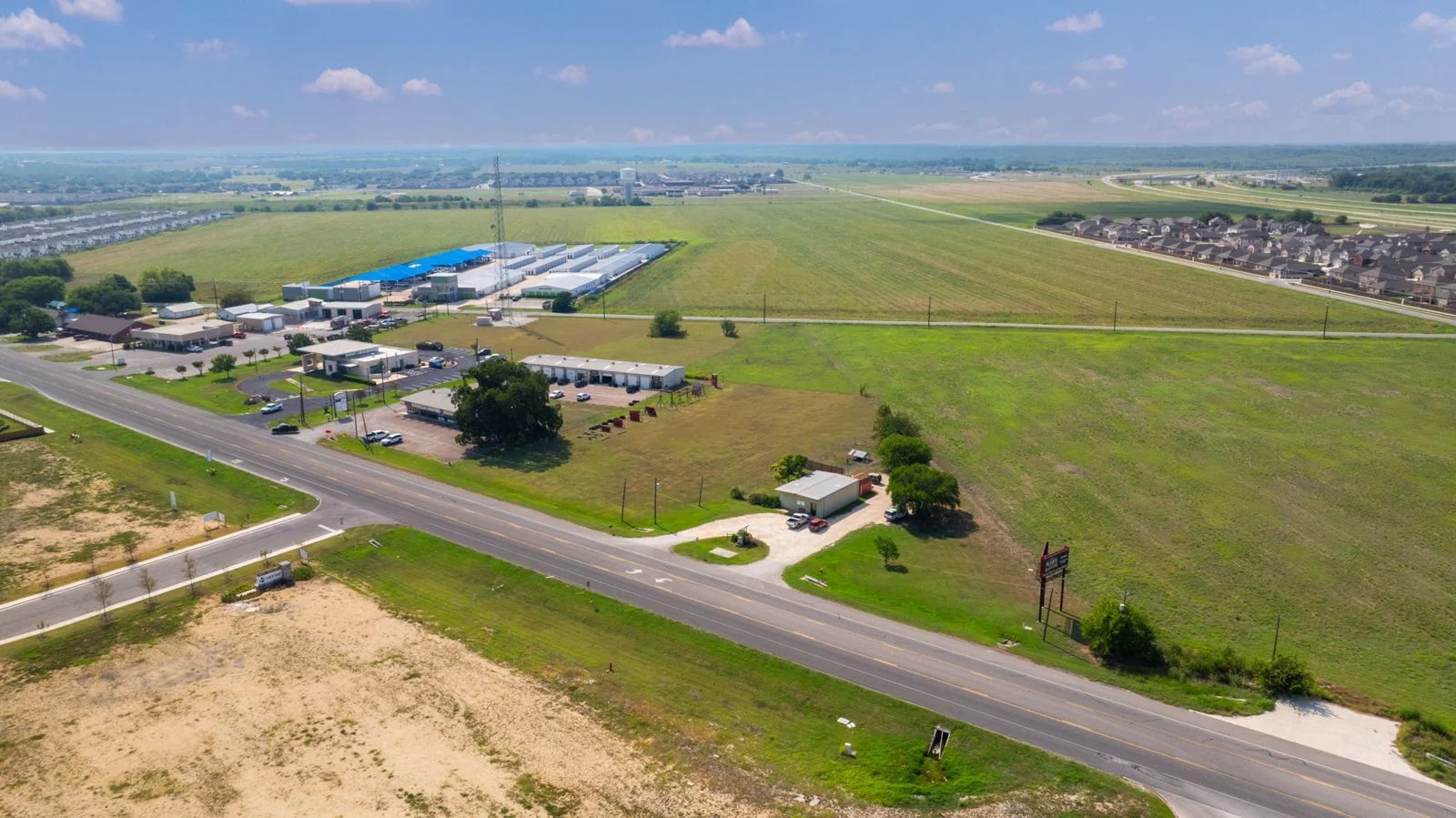 1.34 Acres in Lockhart Near Future HEB — Lease in Lockhart, TX, photo 5 of 6