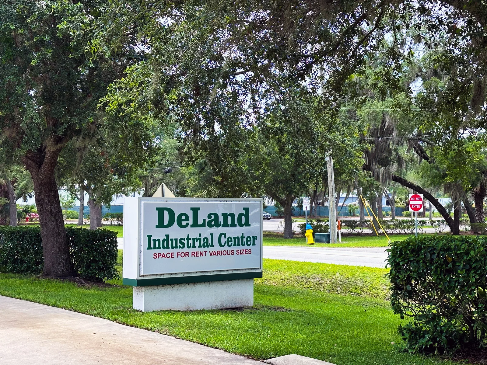DeLand Industrial Center — Lease in Deland, FL, photo 4 of 4