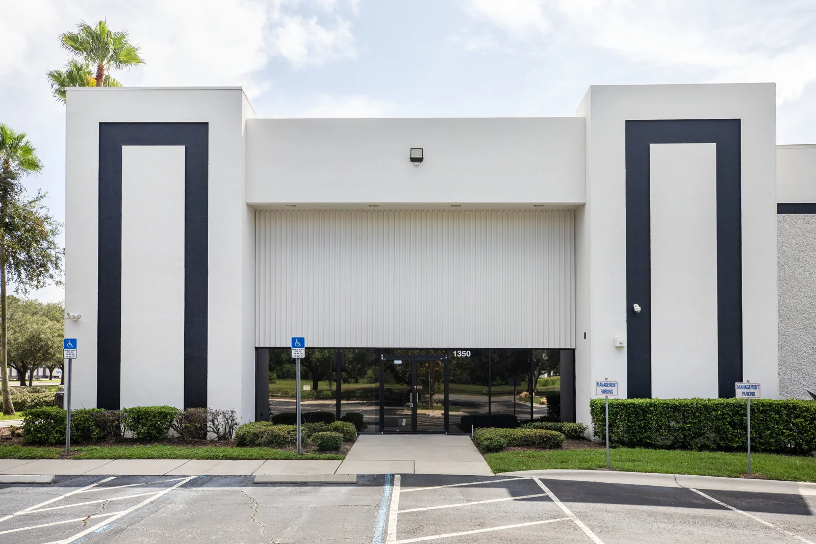 1350 Tradeport Dr. - photo 4 - Orlando, FL