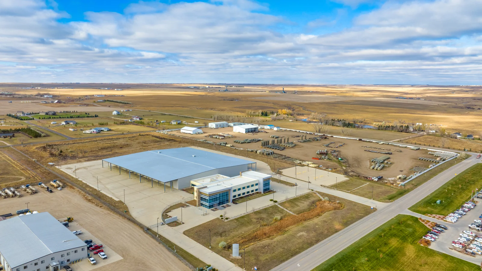 Former Baker Hughes Hub — Lease in Williston, ND, photo 2 of 8