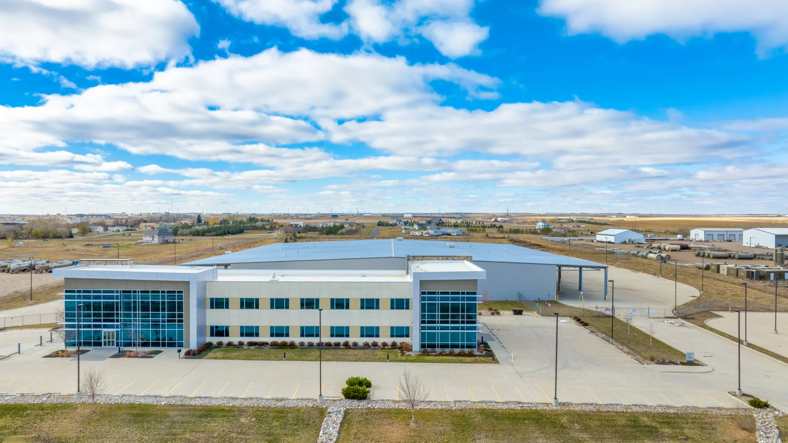 Former Baker Hughes Hub — Lease in Williston, ND, photo 4 of 8