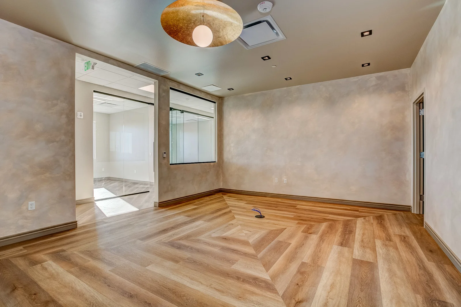 Crossroads Commons — Lease in Loveland, CO, photo 4 of 8
