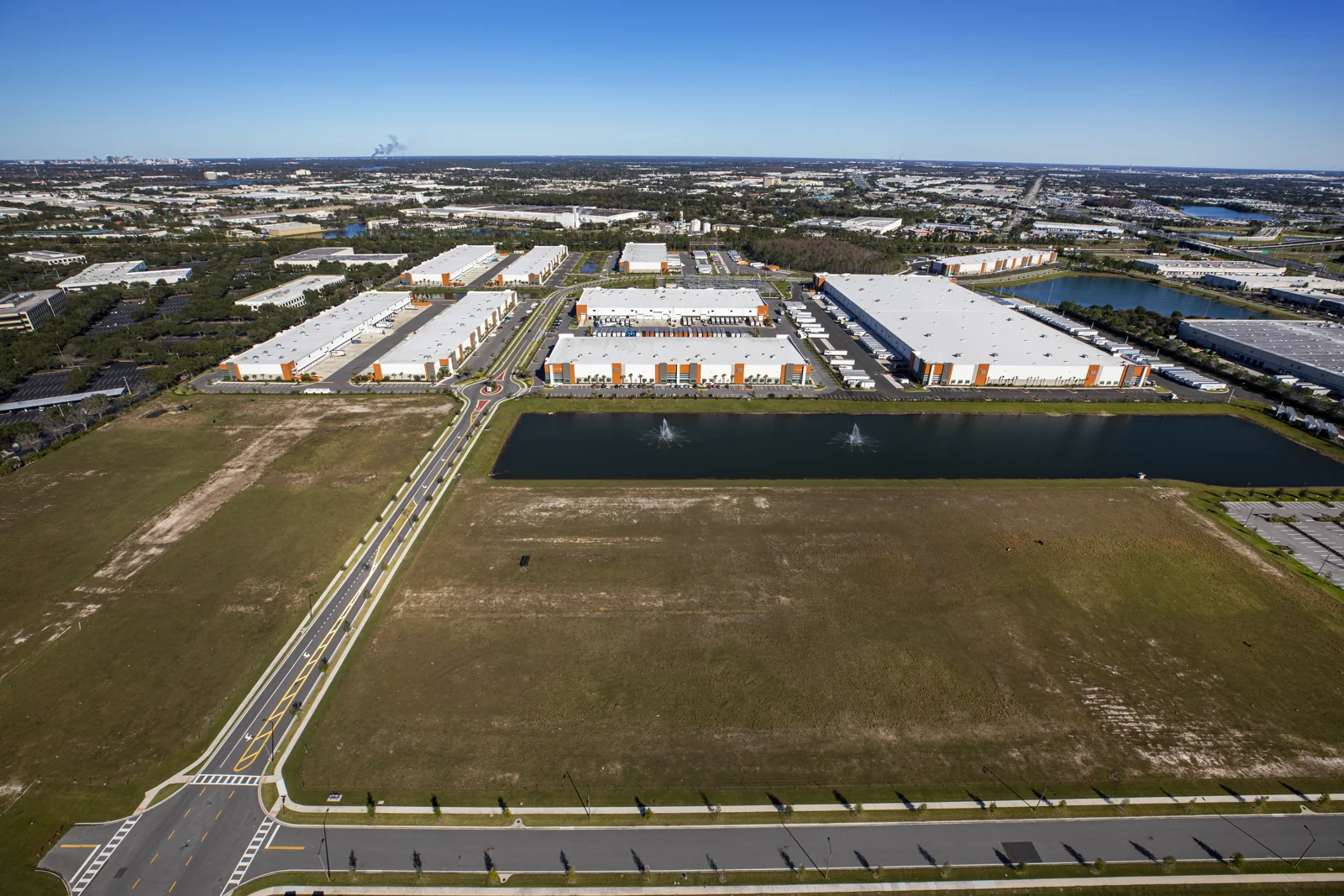 Infinity Park - BLD 100, 400, 700 & 900 — Lease in Orlando, FL, photo 2 of 5