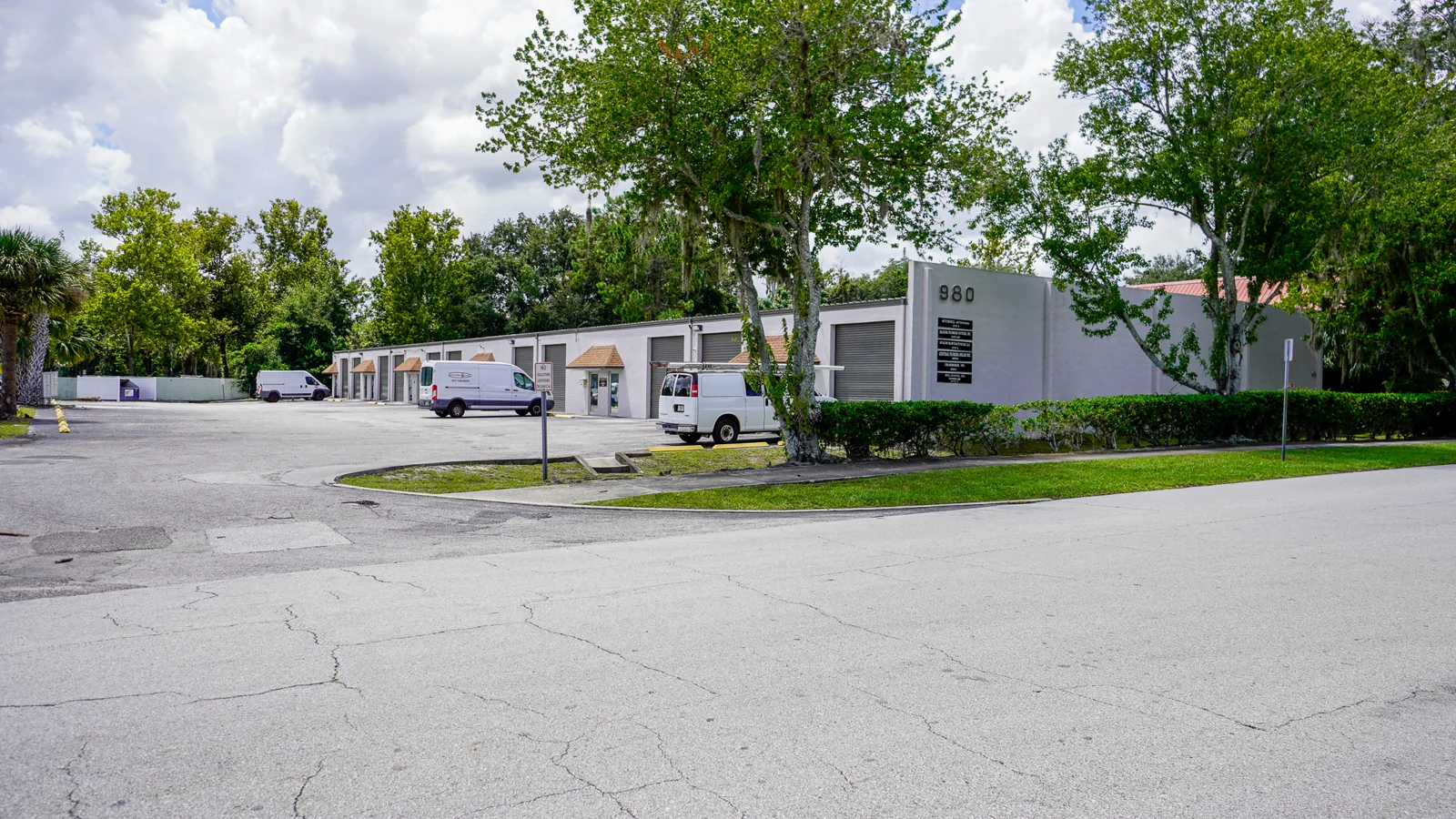Rader Warehouses — Lease in Altamonte Springs, FL, photo 3 of 8