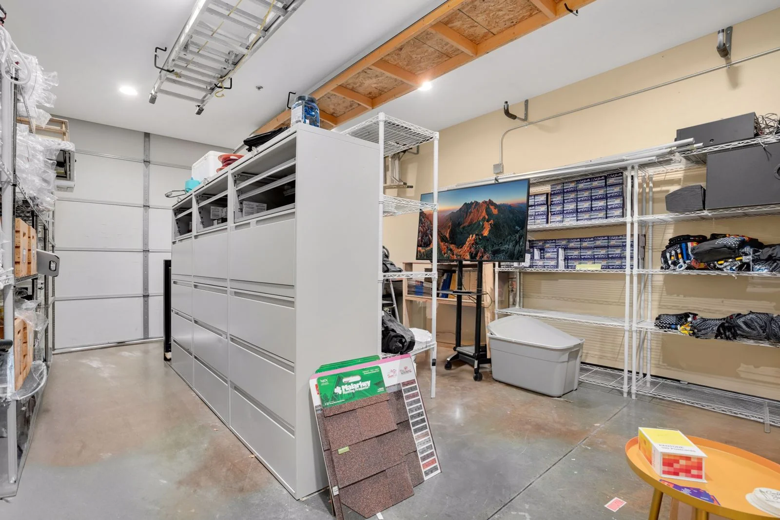 Office/Warehouse — Sale in Loveland, CO, photo 7 of 8
