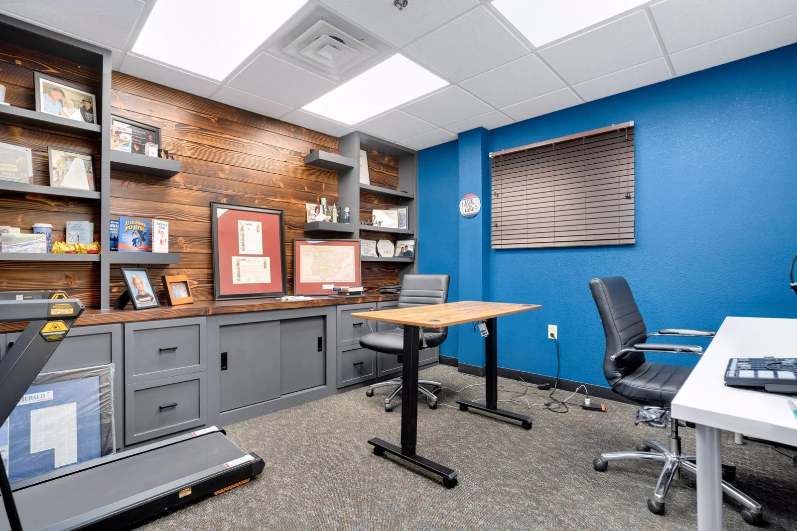 Office/Warehouse — Sale in Loveland, CO, photo 8 of 8