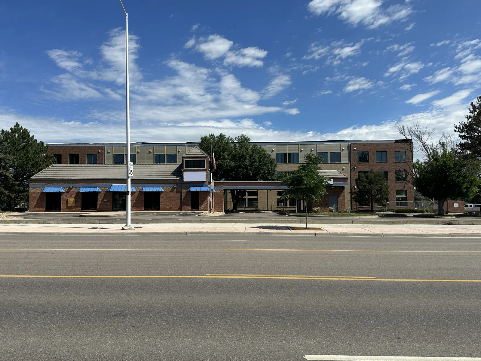 Retail in Arvada, CO - photo 3 - Arvada, CO