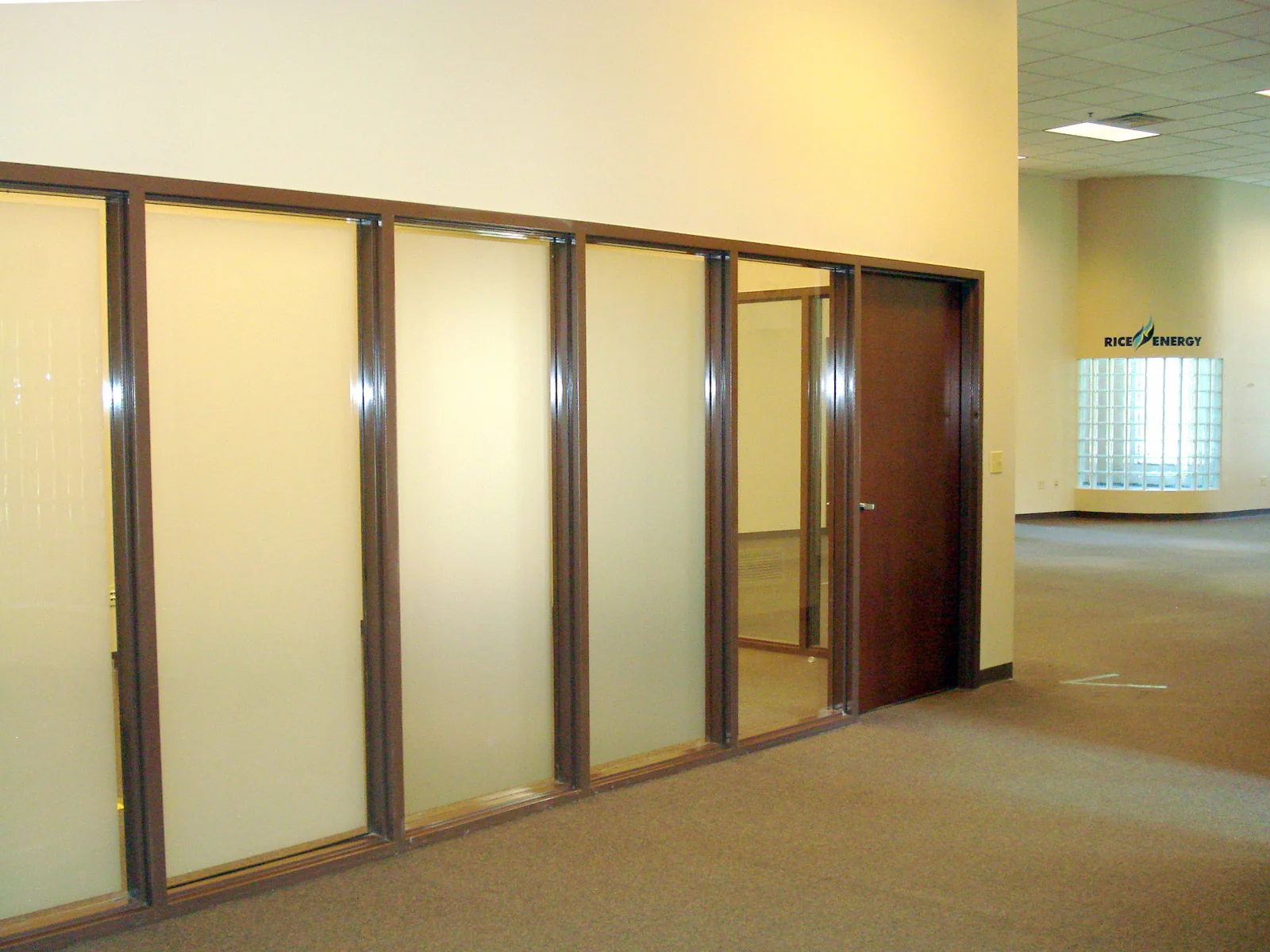 Elken Center — Lease in Canonsburg, PA, photo 2 of 4