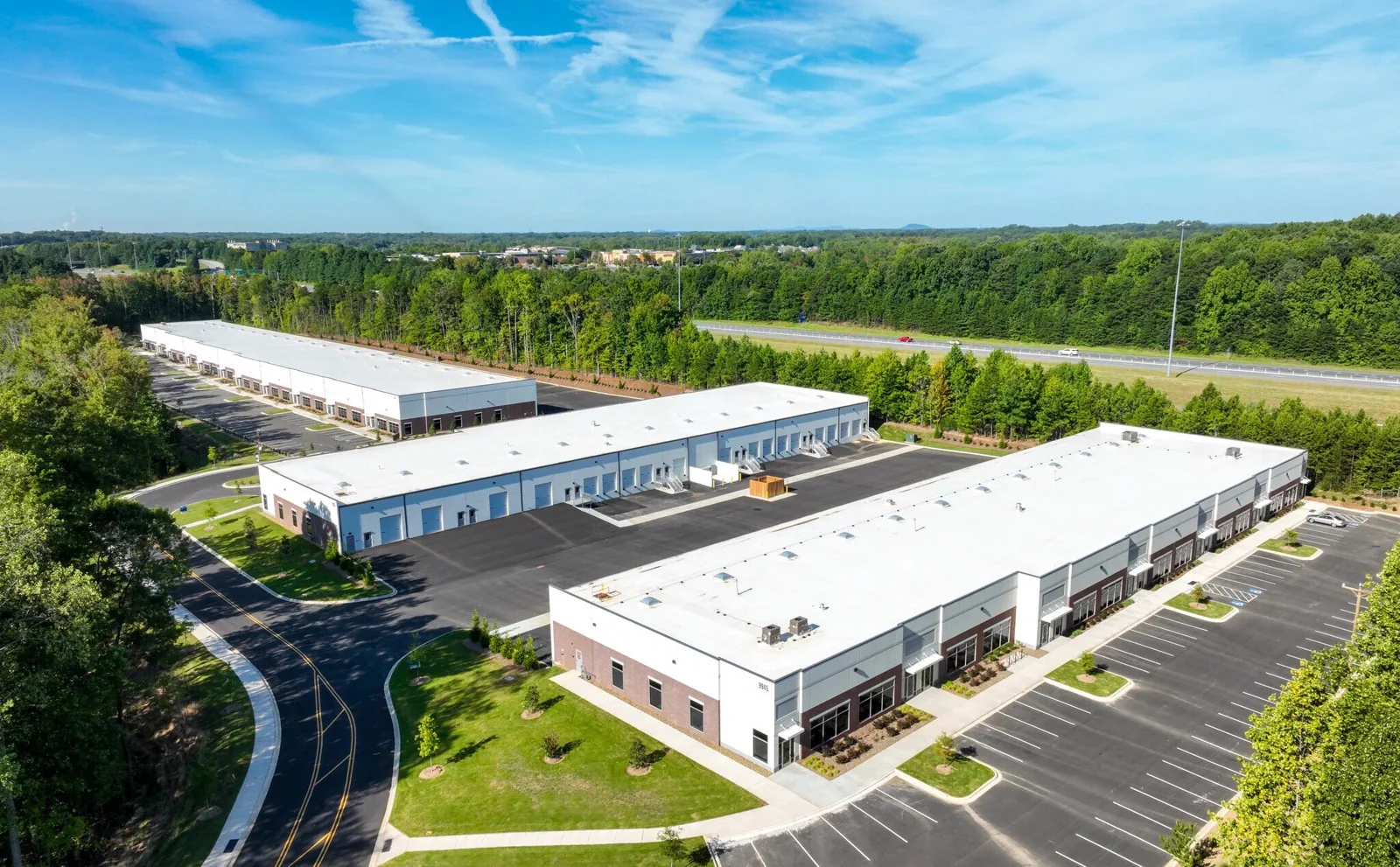 I-77 Commerce Center — Lease in Charlotte, NC, photo 1 of 5