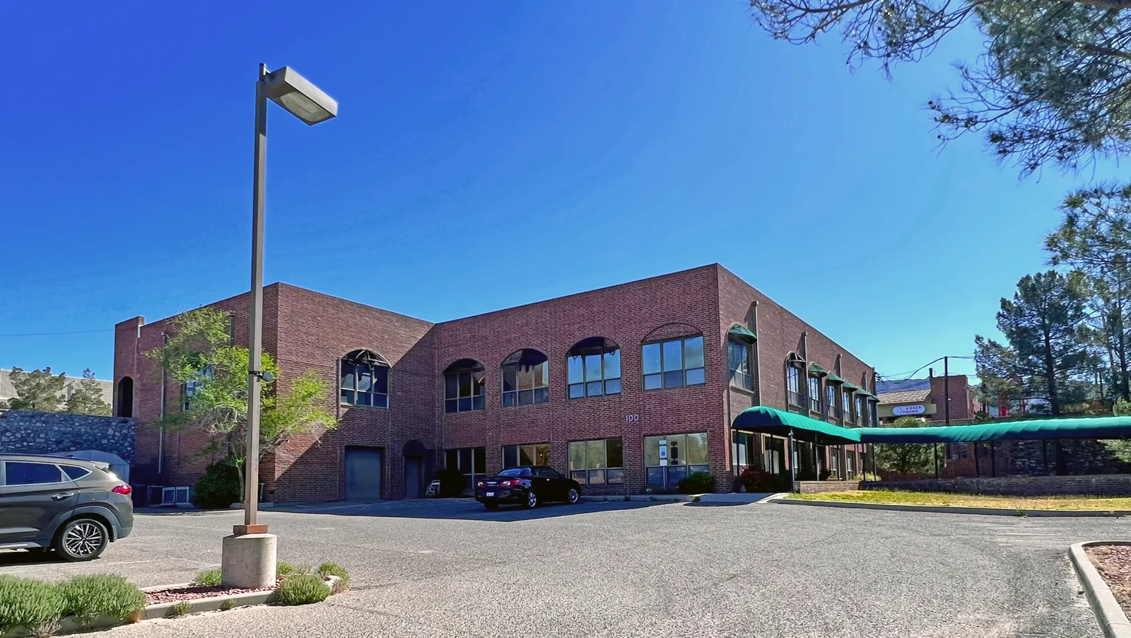 Office Building with Warehouse Space - photo 1 - El Paso, TX
