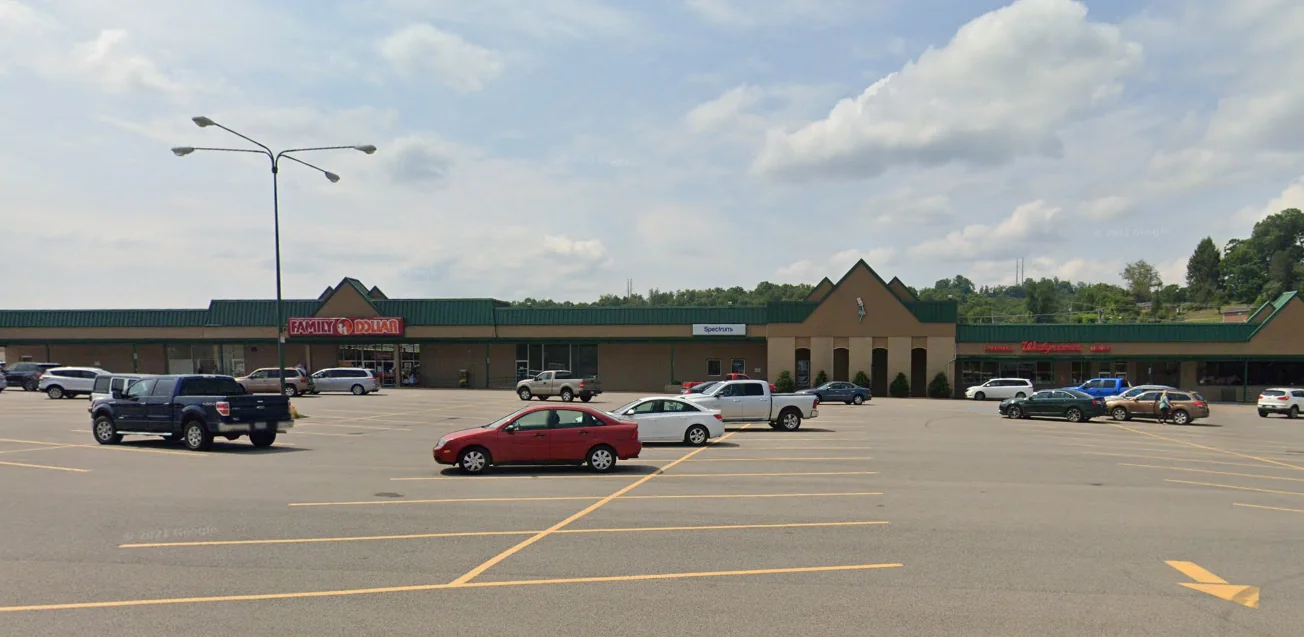Rosebud Plaza — Lease in Clarksburg, WV, photo 1 of 1