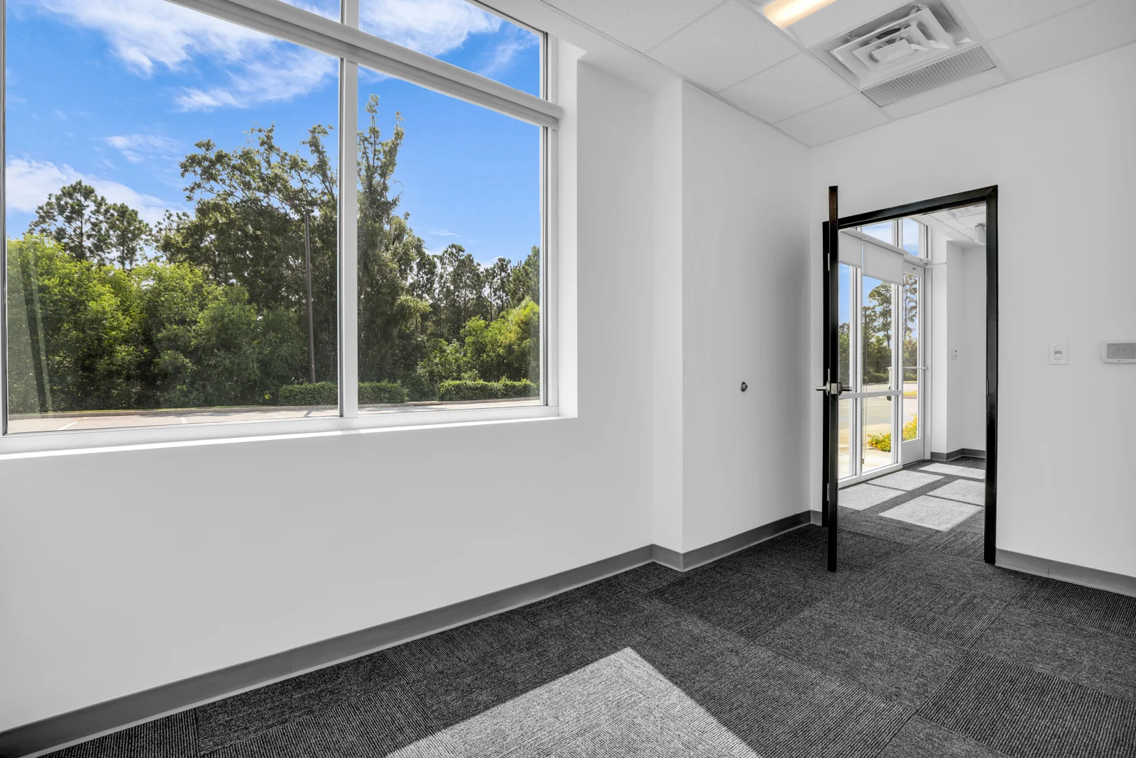 1315 Dean Forest Rd - Building 2 — Lease in Savannah, GA, photo 5 of 8
